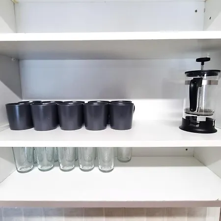 5 Min Walk To Beach, Perfect Seaside Escape 3br Shared Ubytování v soukromí Larnaca